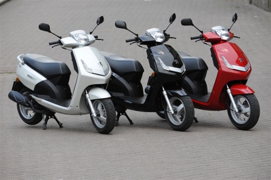Новый скутеры Peugeot