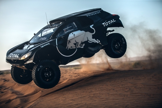 Раллийный Peugeot 2008 DKR обновился для Dakar Rally 2016